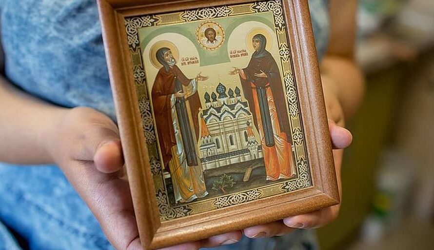 Чому не можна дарувати ікони, та до чого це може призвести. Беріть на замітку
